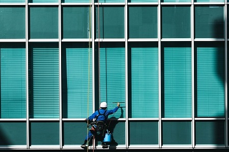 Window cleaning on skyscrapers