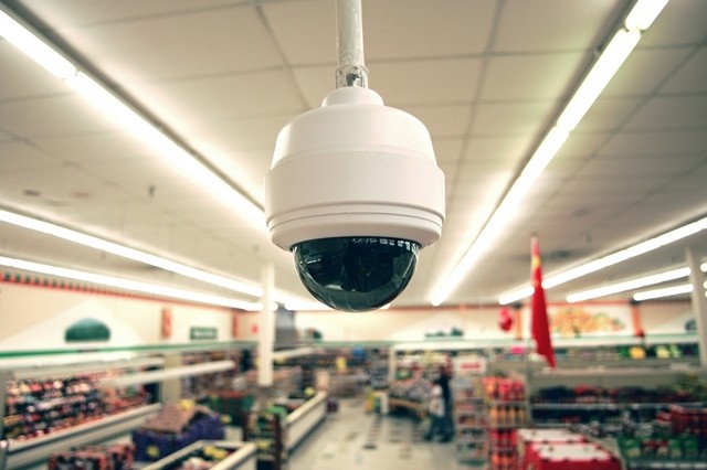 Современное видеонаблюдение в магазинах: установка камер