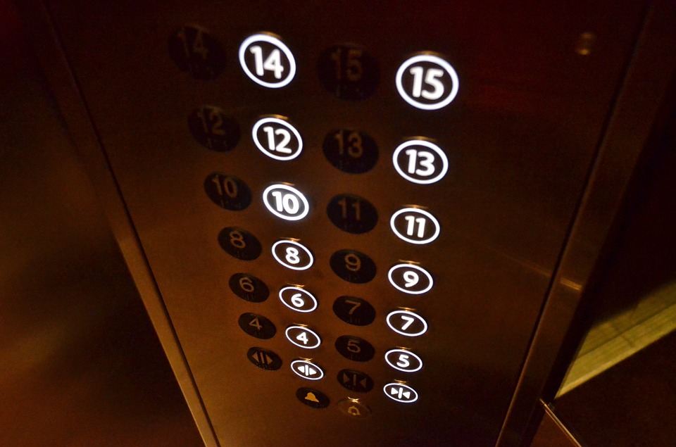 Видеонаблюдение в лифте. Безопасность в вашем доме.